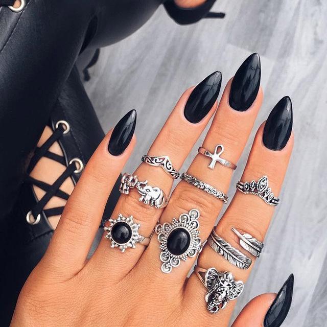 Il nostro set di anelli preferito: anelli vintage per le nocche!