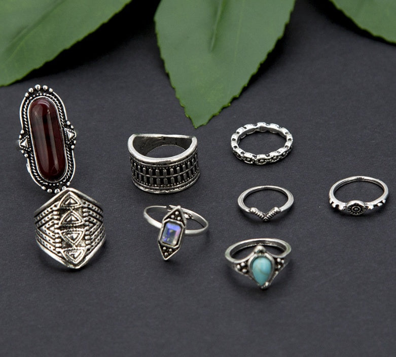 Il nostro set di anelli preferito: anelli vintage per le nocche!
