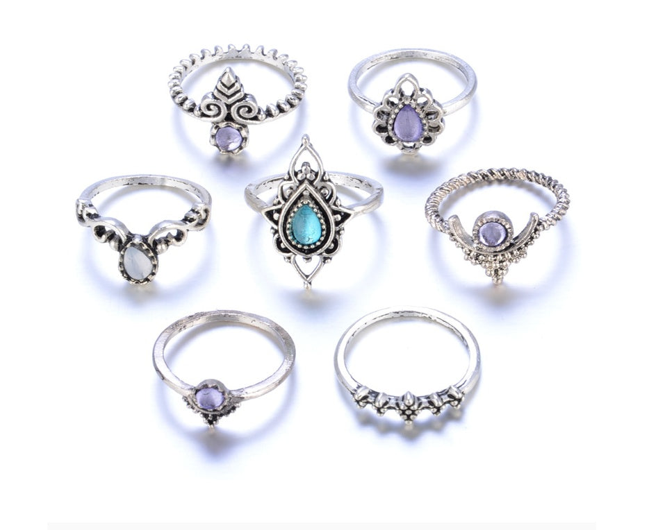 Il nostro set di anelli preferito: anelli vintage per le nocche!