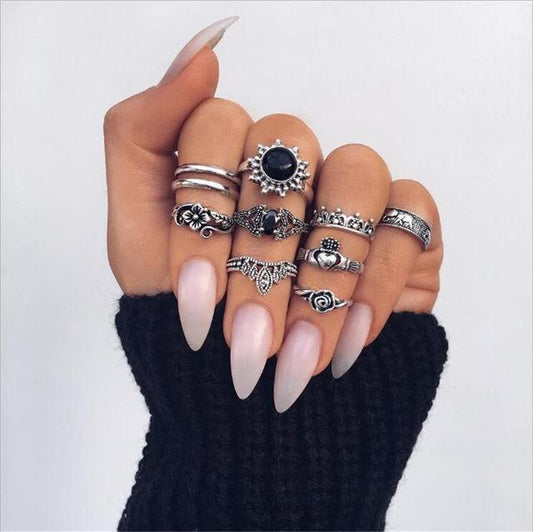 Il nostro set di anelli preferito: anelli vintage per le nocche!